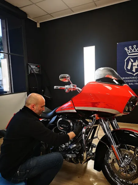 Detailing moto: foto 4 di 26