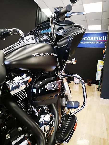 Detailing moto: foto 12 di 26
